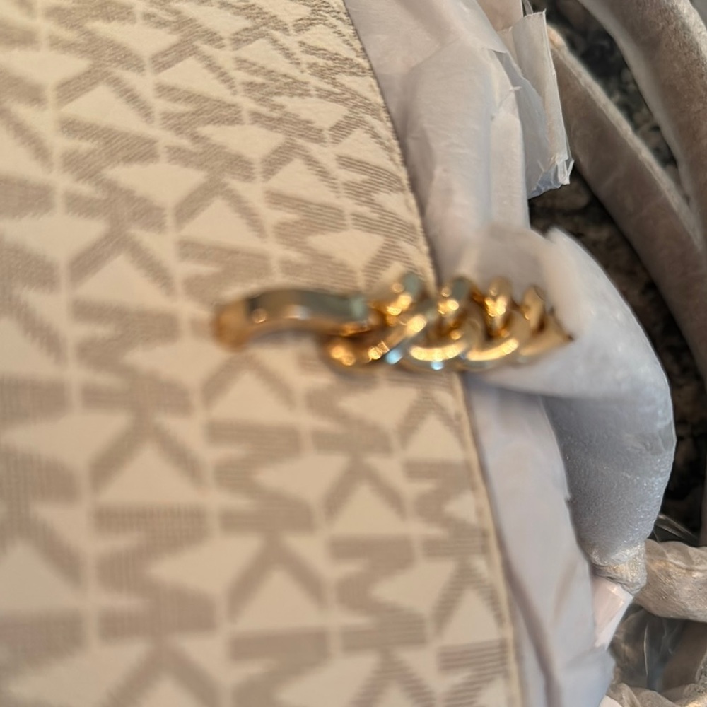 Michael Kors Ellis Cream Tote with Signature Monogram NWT - Picture 14 of 17